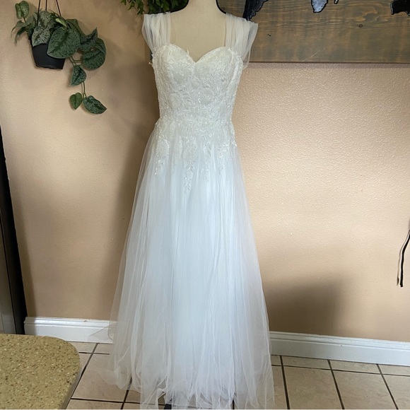 NWOT Lulus Blissfully Romantic White Tulle Off-the-Shoulder Maxi Dress - Picture 2 of 11